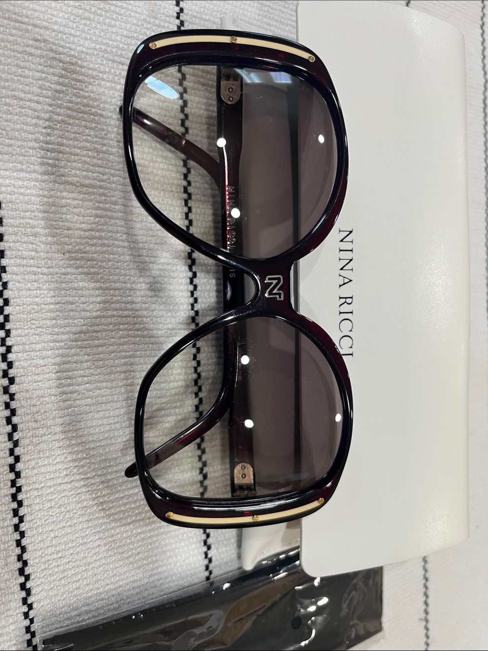 Nina Ricci Oversized Tortoiseshell Sunglasses with Brown Gradient Lenses